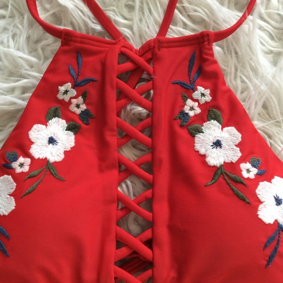 NWT Hollister Caged High Waist Halter Bikini - Picture 3 of 6